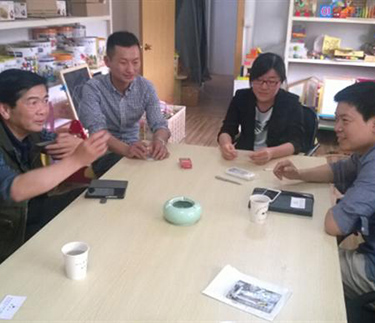 陕西科技大学专家组团拜访新云玩具公司等企业